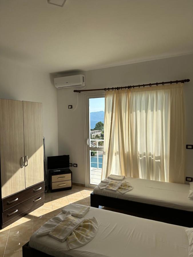 Blue Bay Apartments Sarandë Eksteriør billede
