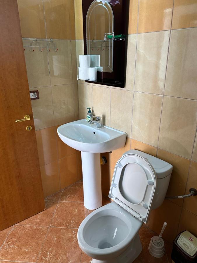 Blue Bay Apartments Sarandë Eksteriør billede