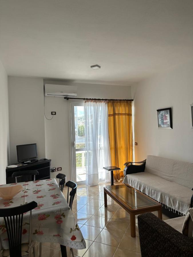 Blue Bay Apartments Sarandë Eksteriør billede