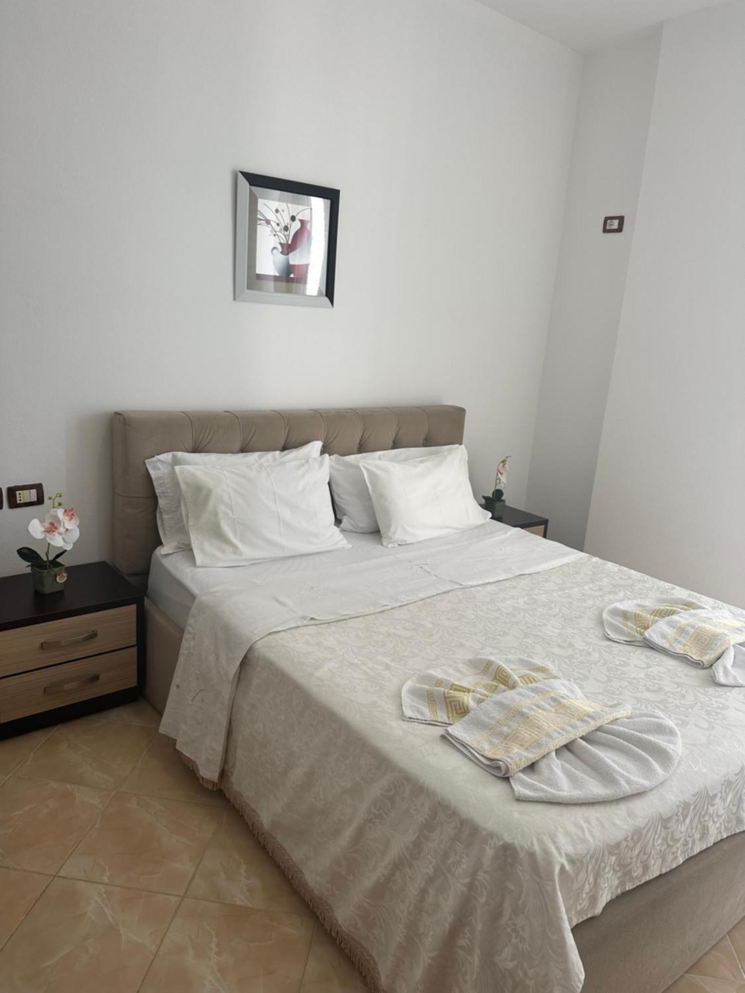 Blue Bay Apartments Sarandë Eksteriør billede