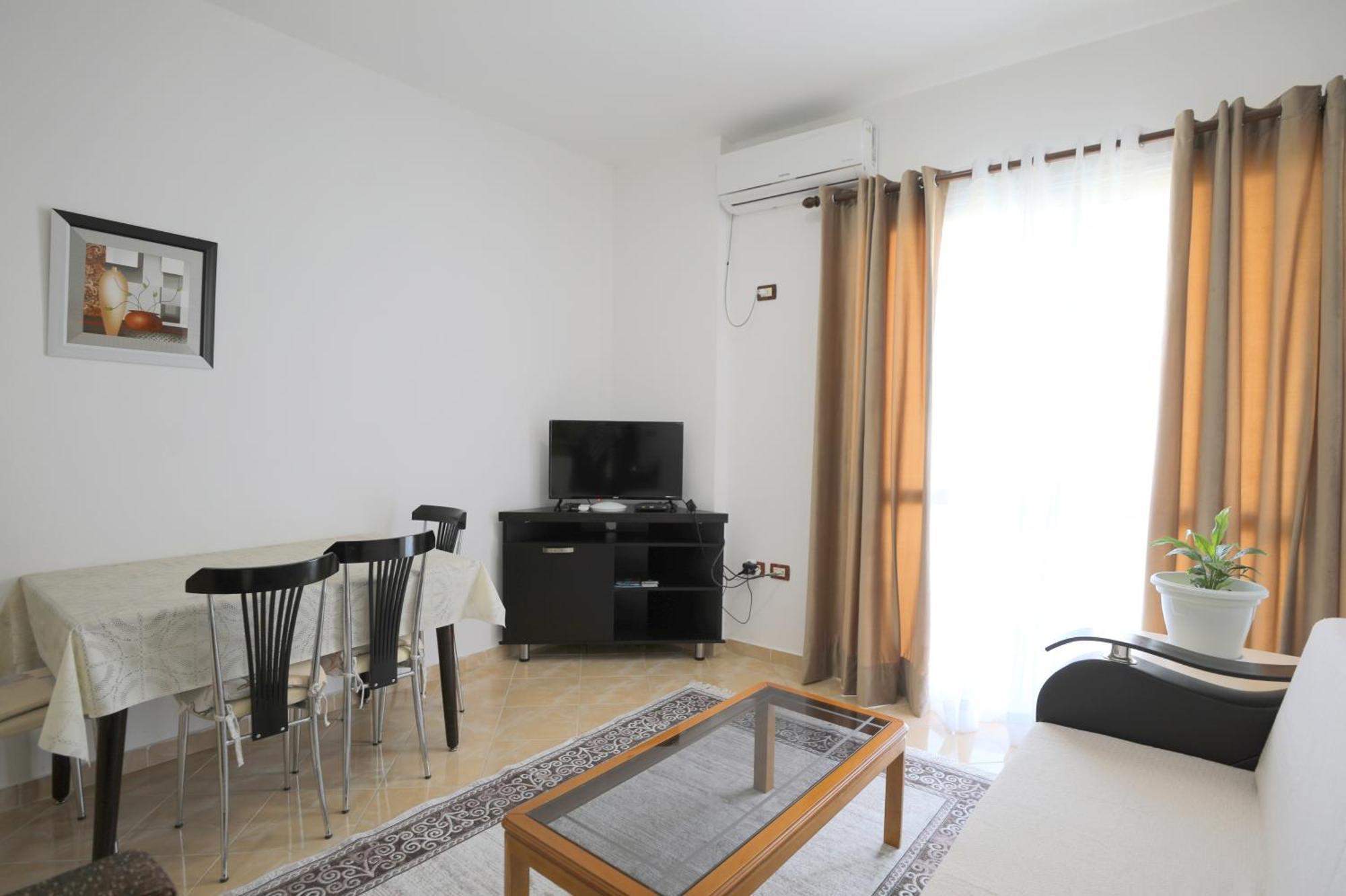 Blue Bay Apartments Sarandë Eksteriør billede