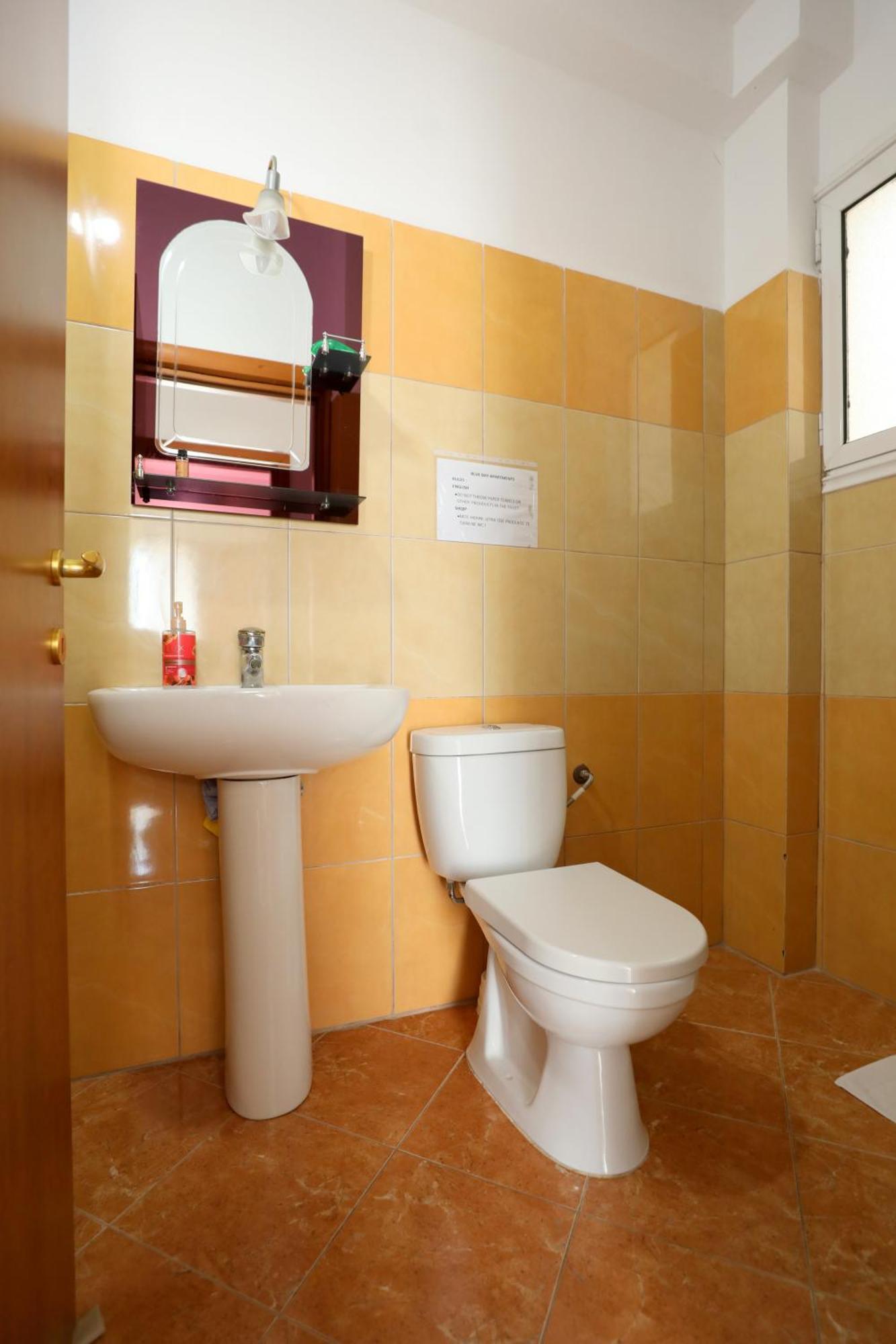 Blue Bay Apartments Sarandë Eksteriør billede